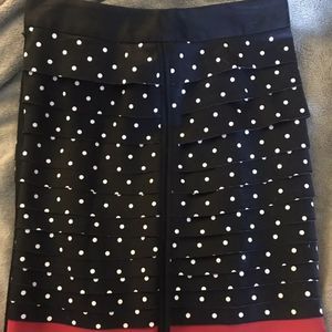 COPY - White House Black market skirt ~ size2